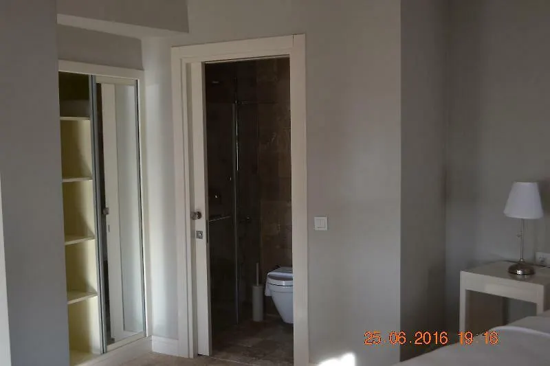 Teos Lodge Pansiyon Siğacık Konukevi