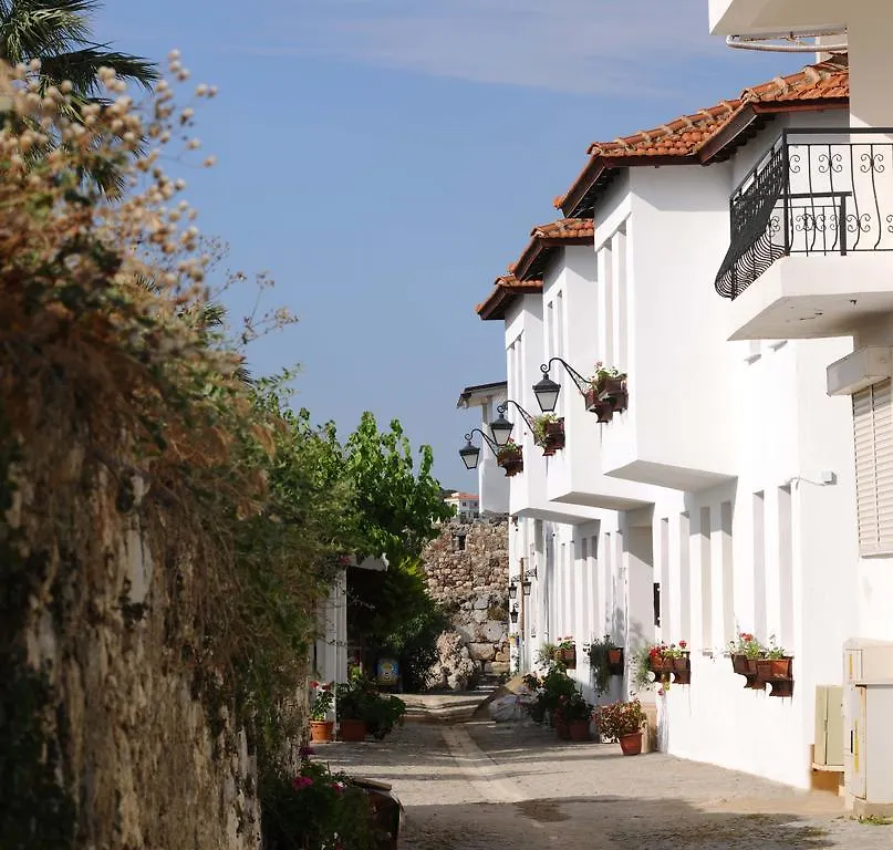 Teos Lodge Pansiyon Siğacık 3*,